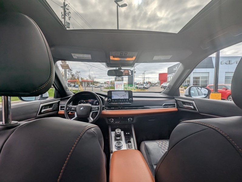 2023 Mitsubishi Outlander Plug-In Hybrid GT S-AWC PREMIUM