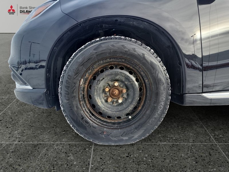 2022 Mitsubishi Outlander Plug-In Hybrid Black Edition S-AWC