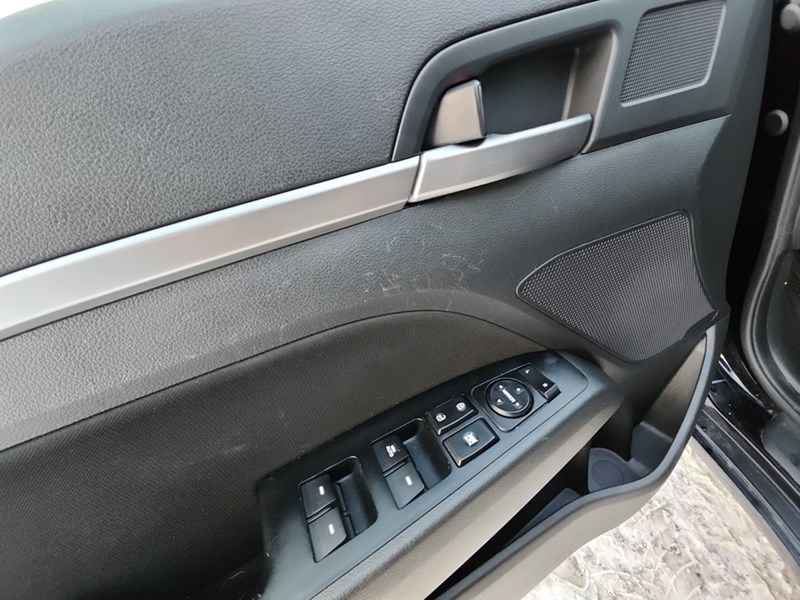 2020 Hyundai Elantra Preferred IVT