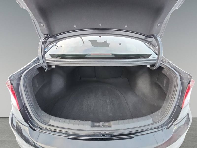 2020 Hyundai Elantra Preferred IVT