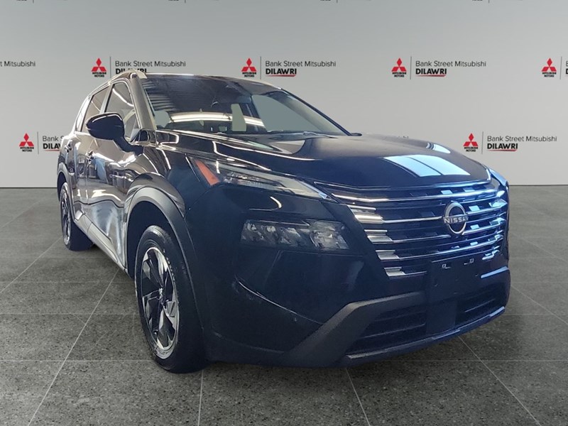 2025 Nissan Rogue AWD SV Moonroof