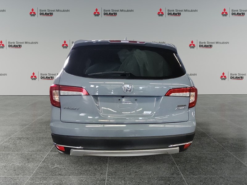 2022 Honda Pilot Touring 8-Passenger AWD