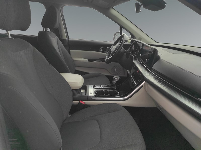 2023 Kia Carnival LX+ FWD