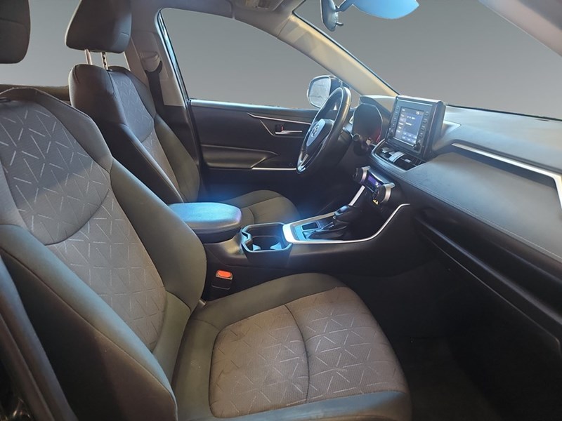 2019 Toyota RAV4 AWD XLE