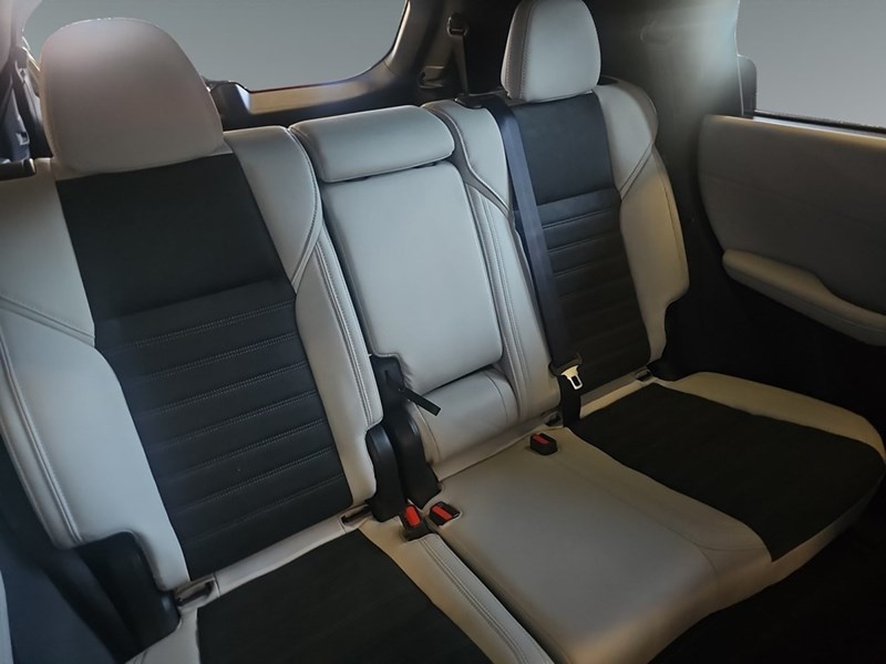 2025 Mitsubishi Outlander LE S-AWC