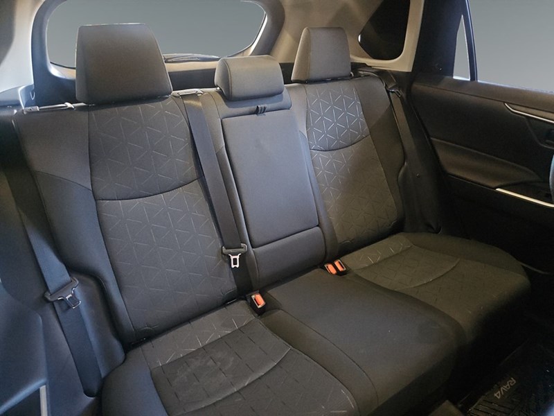 2025 Toyota RAV4 LE AWD