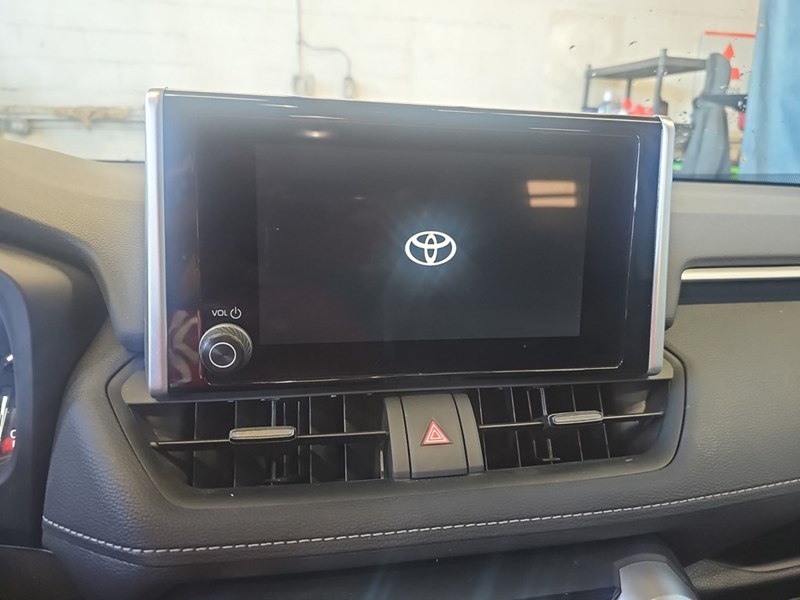 2025 Toyota RAV4 LE AWD