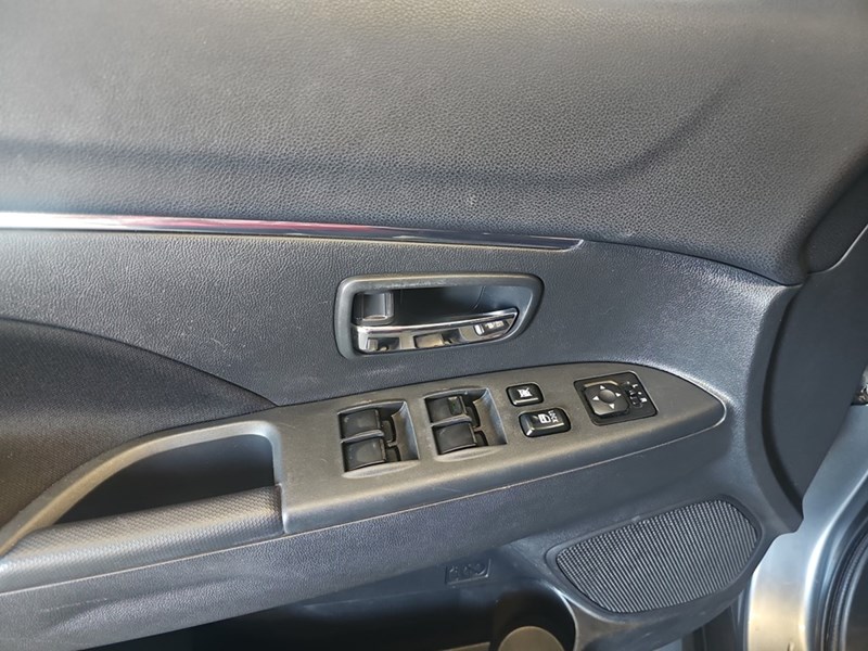 2019 Mitsubishi RVR SE AWC