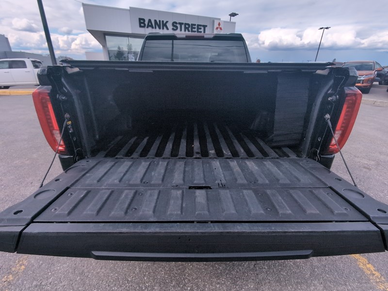2020 GMC Sierra 1500 4WD Crew Cab 147" SLT