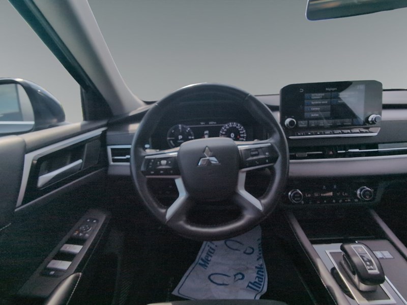 2025 Mitsubishi Outlander Plug-In Hybrid LE S-AWC