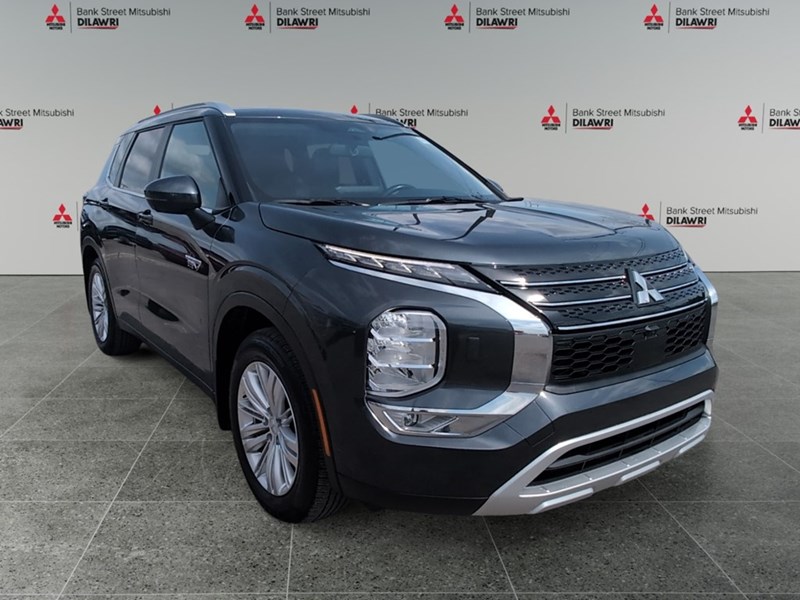 2025 Mitsubishi Outlander Plug-In Hybrid LE S-AWC