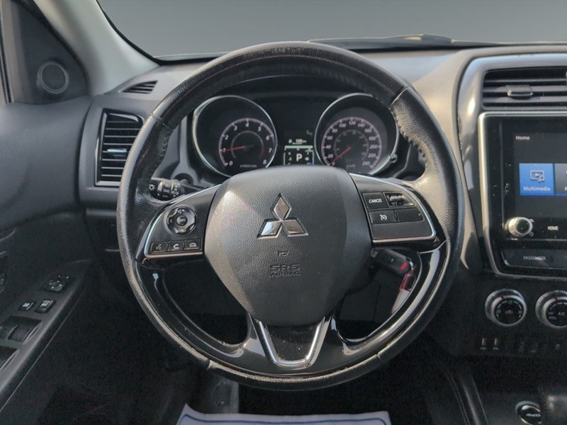 2020 Mitsubishi RVR SE AWC