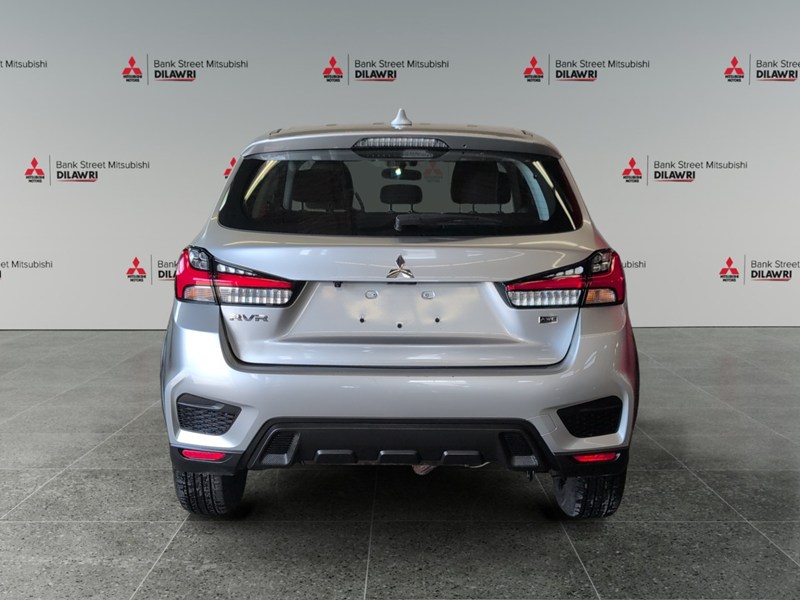 2022 Mitsubishi RVR ES AWC
