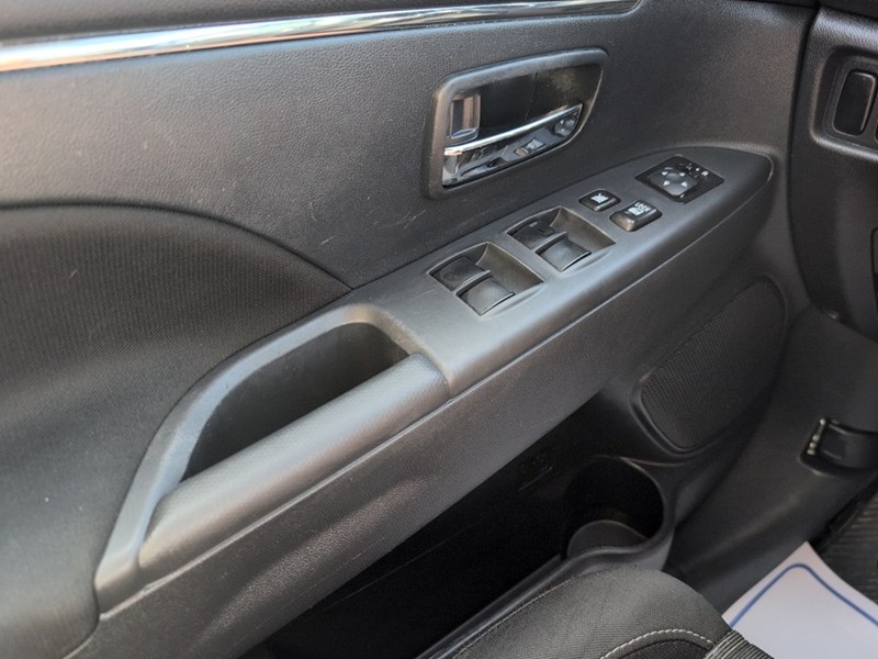 2024 Mitsubishi RVR SE AWC