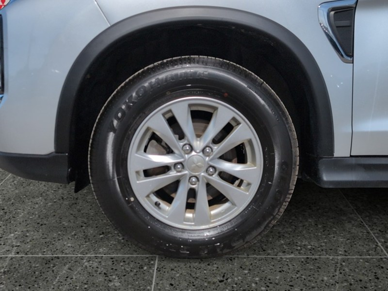 2024 Mitsubishi RVR SE AWC