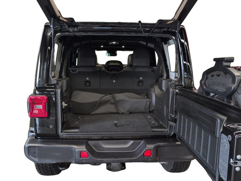 BLACK 2025 Jeep Wrangler Sahara 4 Door 4x4/LOADED with one touch SKYTOP!