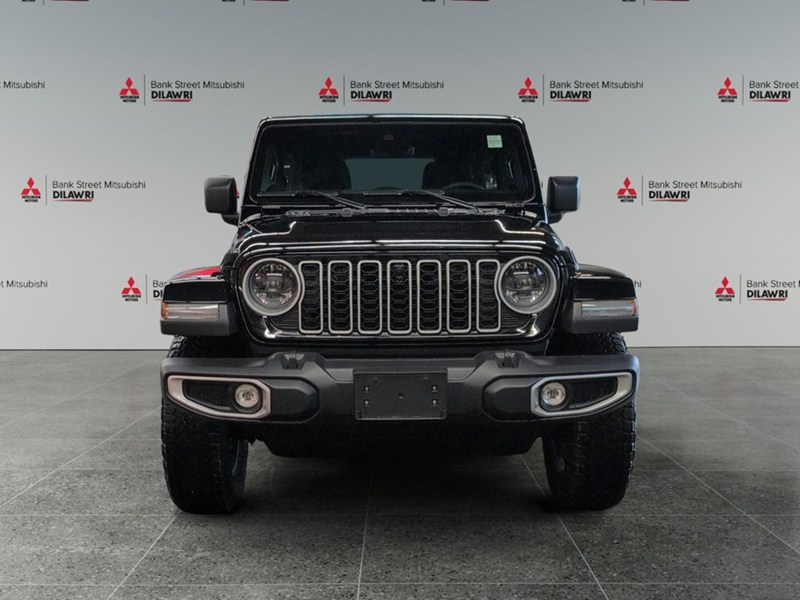 BLACK 2025 Jeep Wrangler Sahara 4 Door 4x4/LOADED with one touch SKYTOP!