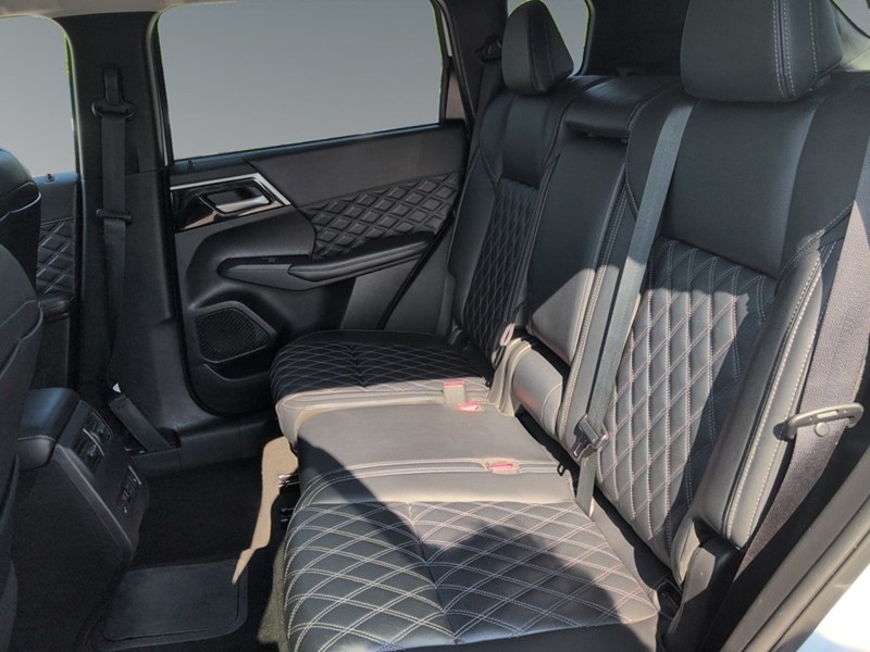 2024 Mitsubishi Outlander Plug-In Hybrid SEL S-AWC