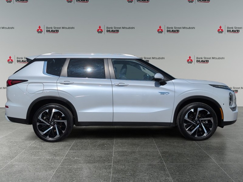 2024 Mitsubishi Outlander Plug-In Hybrid SEL S-AWC
