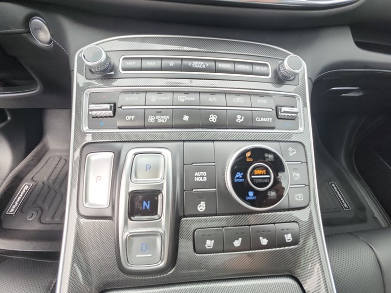 2023 Hyundai Santa Fe HEV Luxury AWD