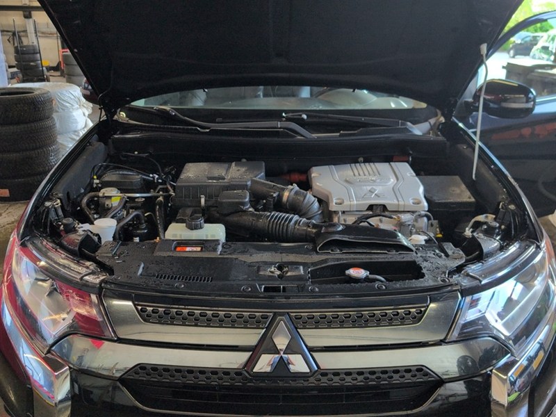 2022 Mitsubishi Outlander Plug-In Hybrid SE S-AWC