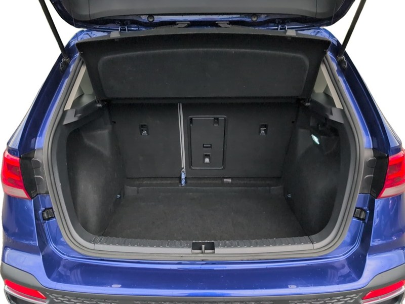 CORNFLOWER BLUE 2024 Volkswagen Taos Comfortline FWD