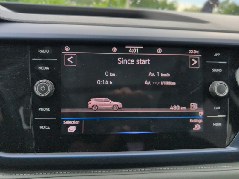 CORNFLOWER BLUE 2024 Volkswagen Taos Comfortline FWD