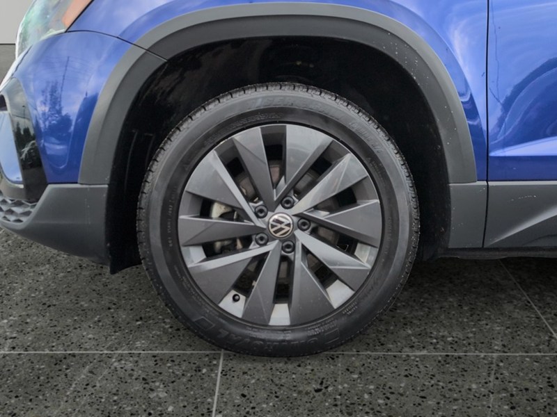 CORNFLOWER BLUE 2024 Volkswagen Taos Comfortline FWD