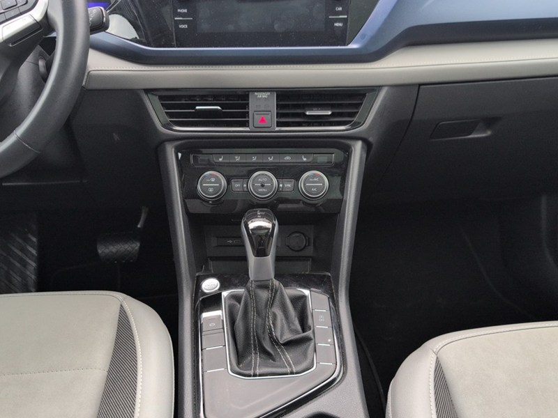 CORNFLOWER BLUE 2024 Volkswagen Taos Comfortline FWD