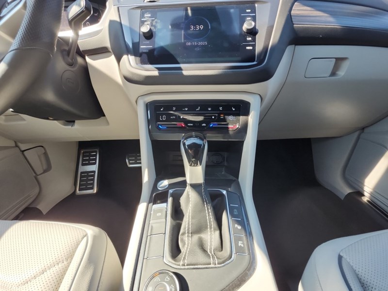 2023 Volkswagen Tiguan Highline R-Line 4MOTION