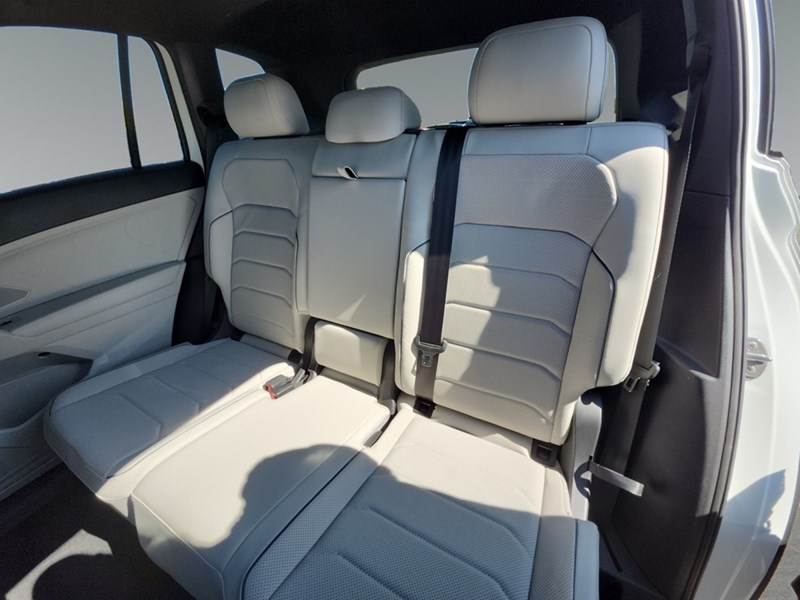 2023 Volkswagen Tiguan Highline R-Line 4MOTION