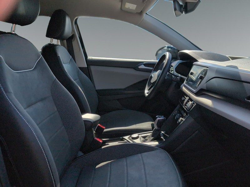 DEEP BLACK PEAR 2023 Volkswagen Taos Comfortline 4MOTION *Ltd Avail*