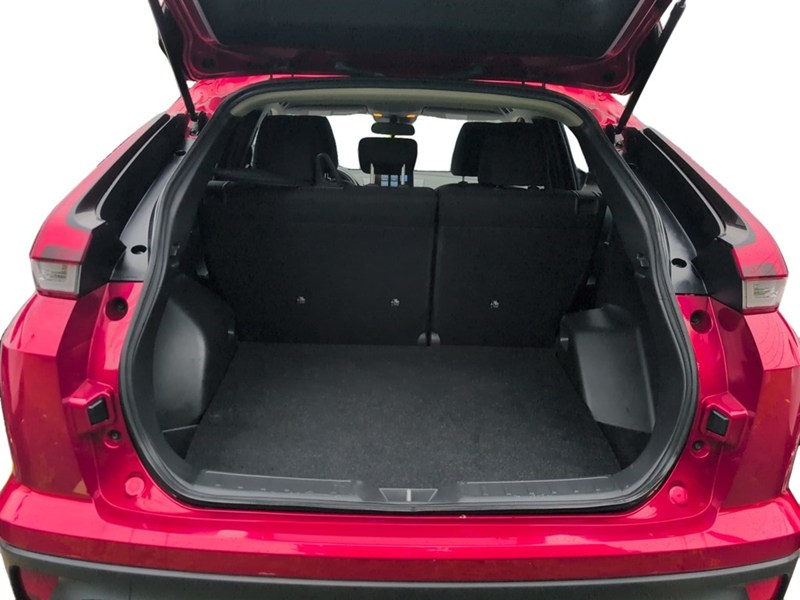 RED DIAMOND 2024 Mitsubishi Eclipse Cross ES S-AWC