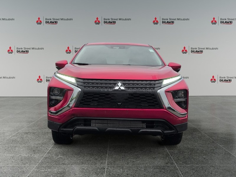 RED DIAMOND 2024 Mitsubishi Eclipse Cross ES S-AWC
