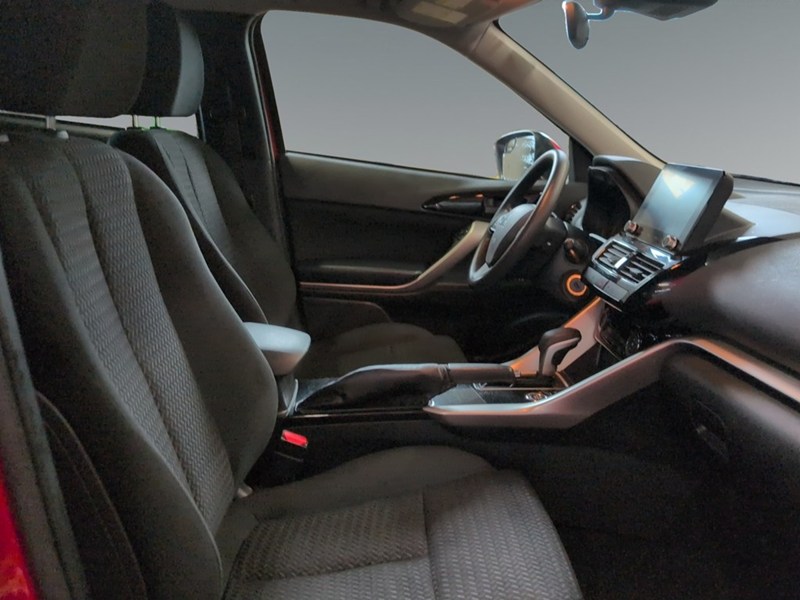 RED DIAMOND 2024 Mitsubishi Eclipse Cross ES S-AWC