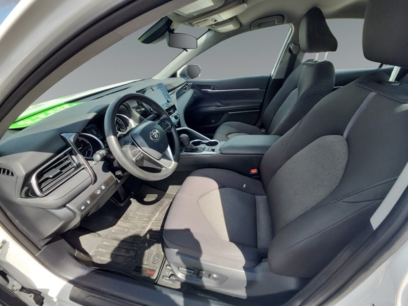 2023 Toyota Camry Hybrid Hybrid LE Auto