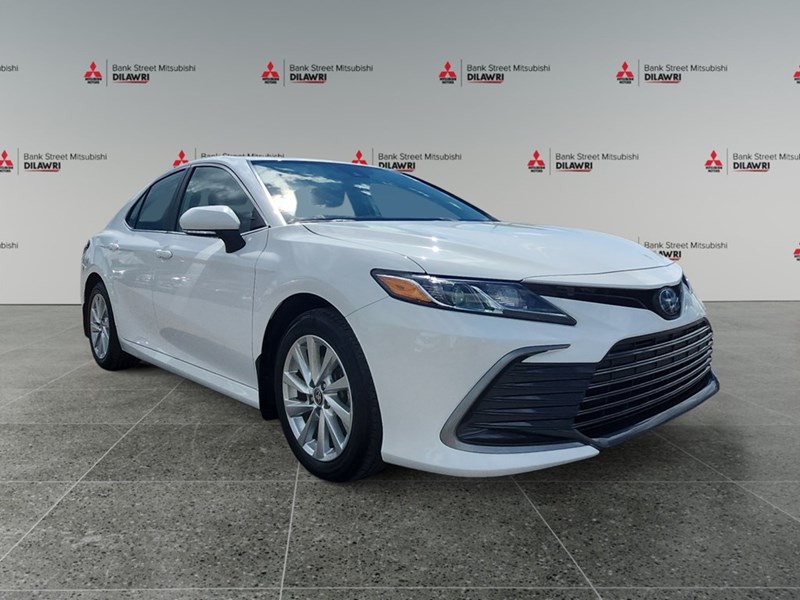 2023 Toyota Camry Hybrid Hybrid LE Auto