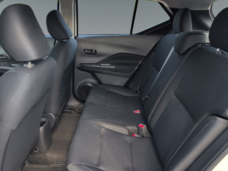 FRESH POWDER 2024 Nissan Kicks S FWD