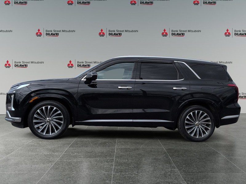 ABYSS BLACK 2023 Hyundai Palisade Ultimate Calligraphy 7-Passenger AWD