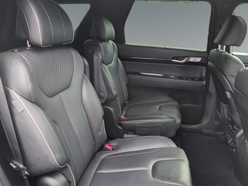 ABYSS BLACK 2023 Hyundai Palisade Ultimate Calligraphy 7-Passenger AWD