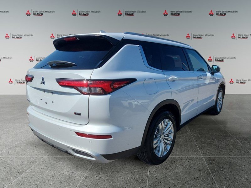 2024 Mitsubishi Outlander SE S-AWC