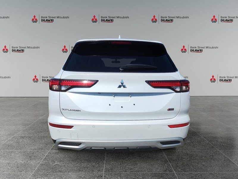 2024 Mitsubishi Outlander SE S-AWC
