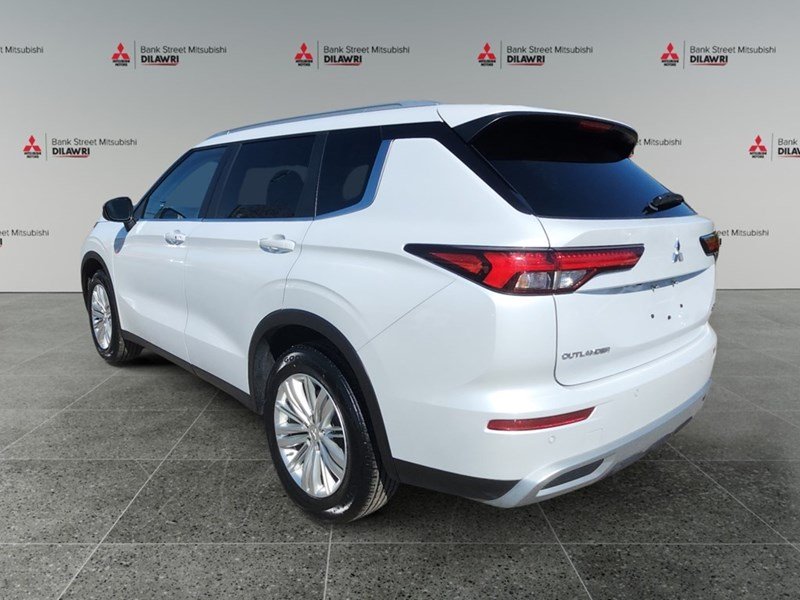 2024 Mitsubishi Outlander SE S-AWC