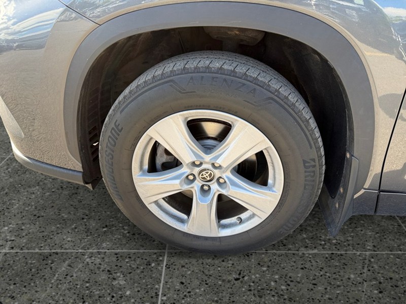 2020 Toyota Highlander LE AWD
