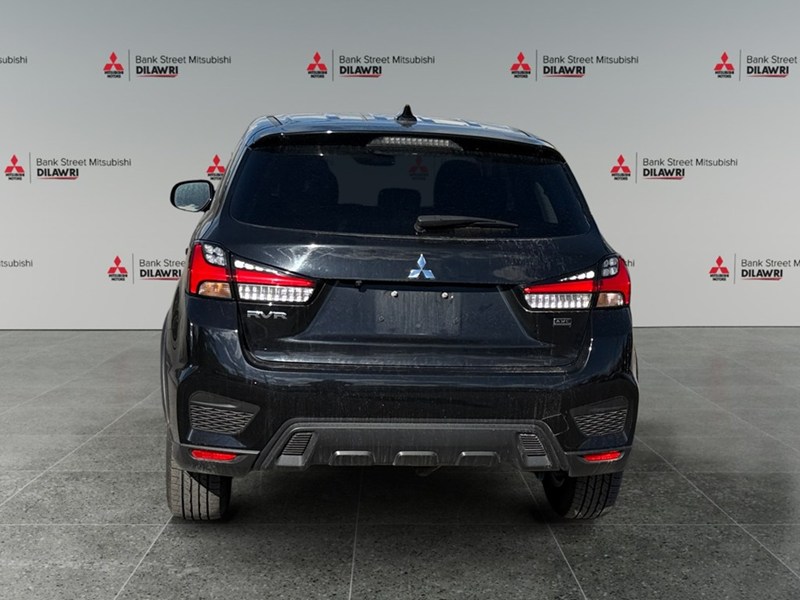 2024 Mitsubishi RVR SE AWC
