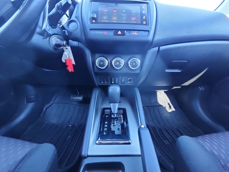2018 Mitsubishi RVR SE LTD AWC