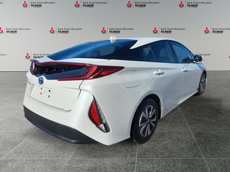 2017 Toyota Prius Prime 5dr HB