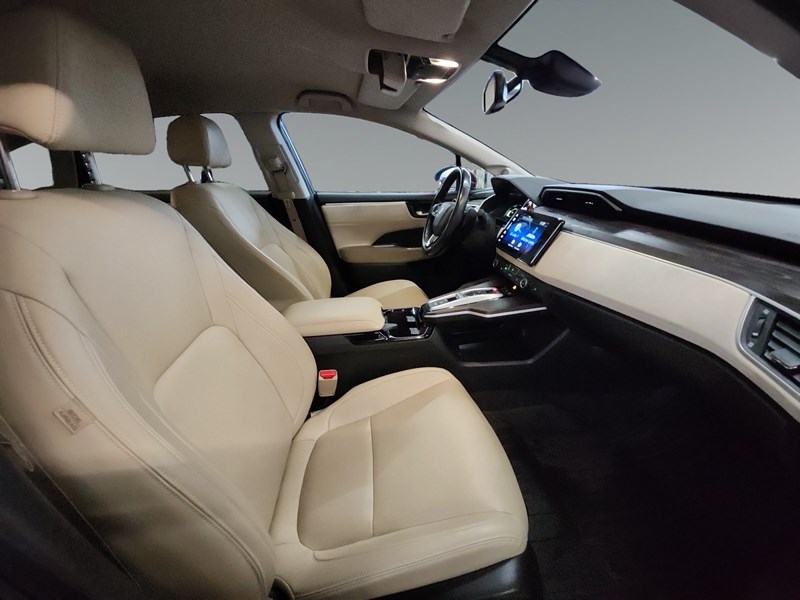 2019 Honda Clarity Plug-In Hybrid Touring Sedan