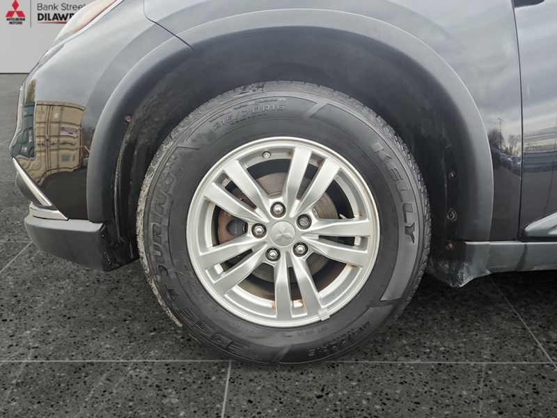 2017 Mitsubishi Outlander AWC 4dr SE