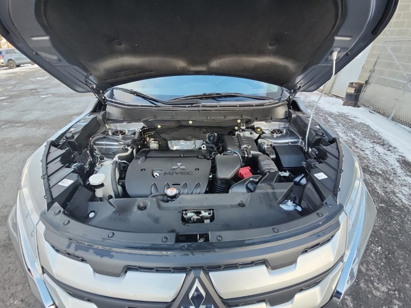 2024 Mitsubishi RVR SE AWC